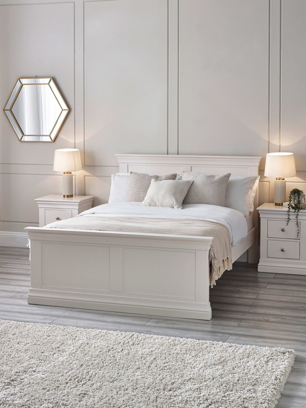 Clermont 150cm King White Bed