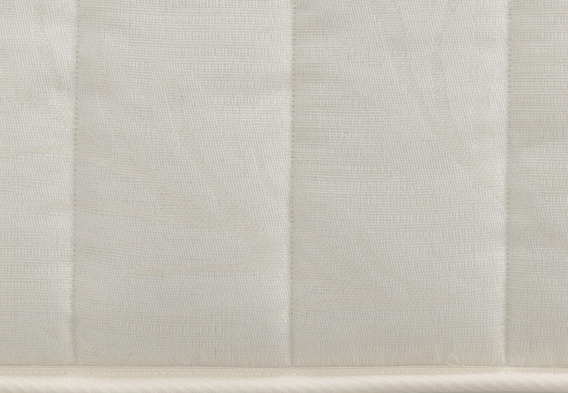 COSMO-46-MATTRESS-CREAM-2020-200-208-073-03-scaled.jpg