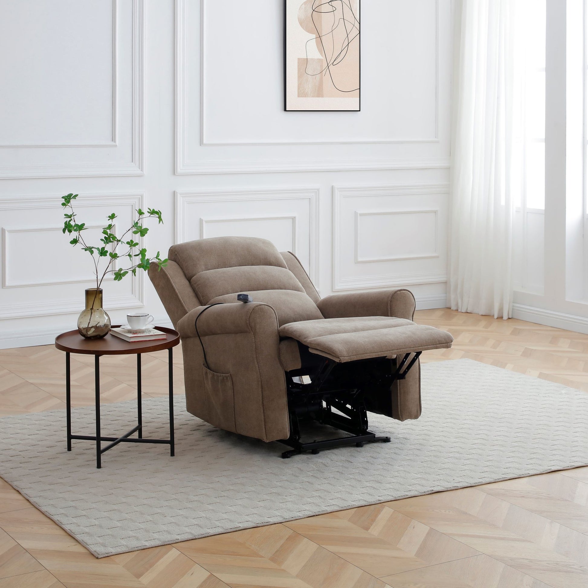 Baxter Electric Recliner Chair