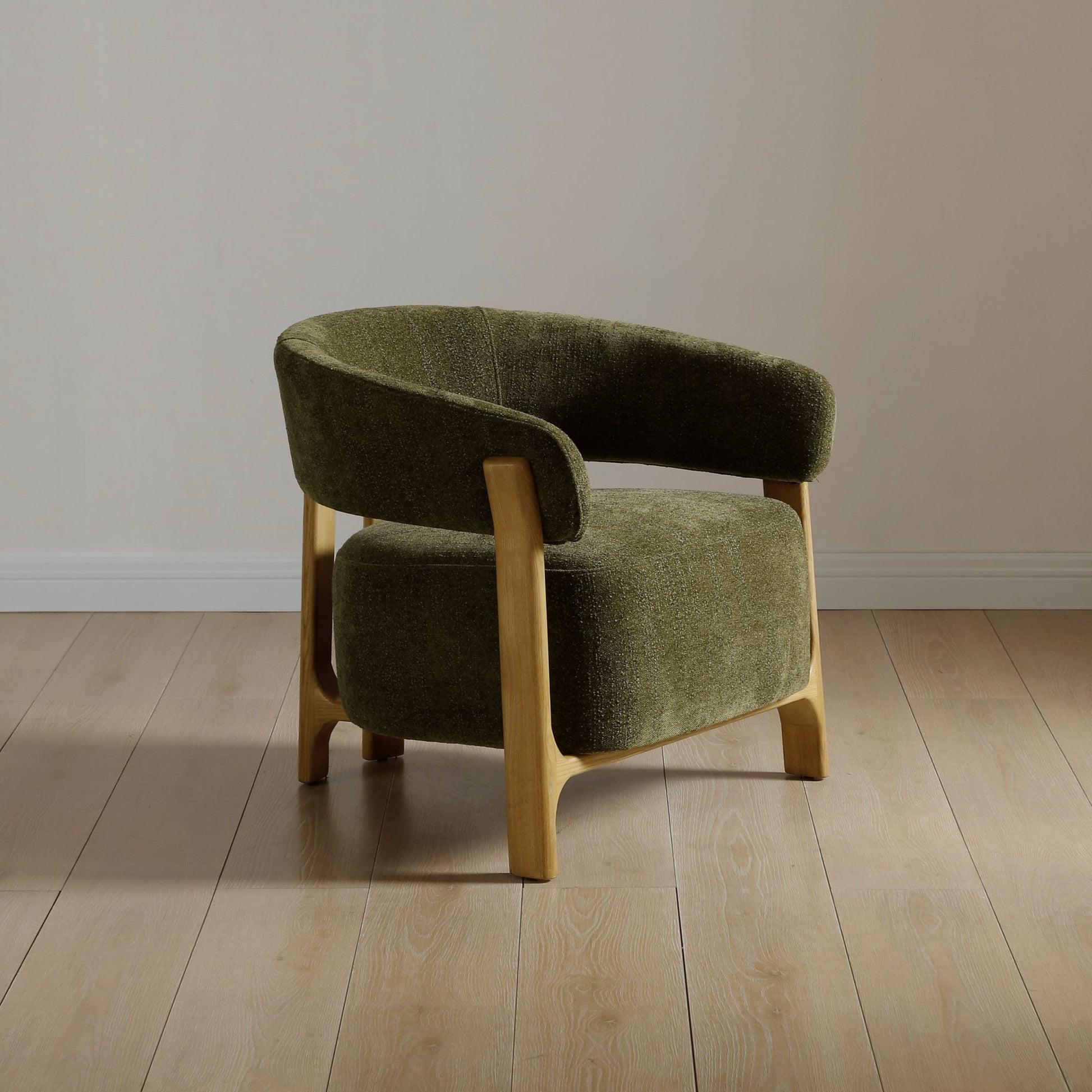 Amos Chair