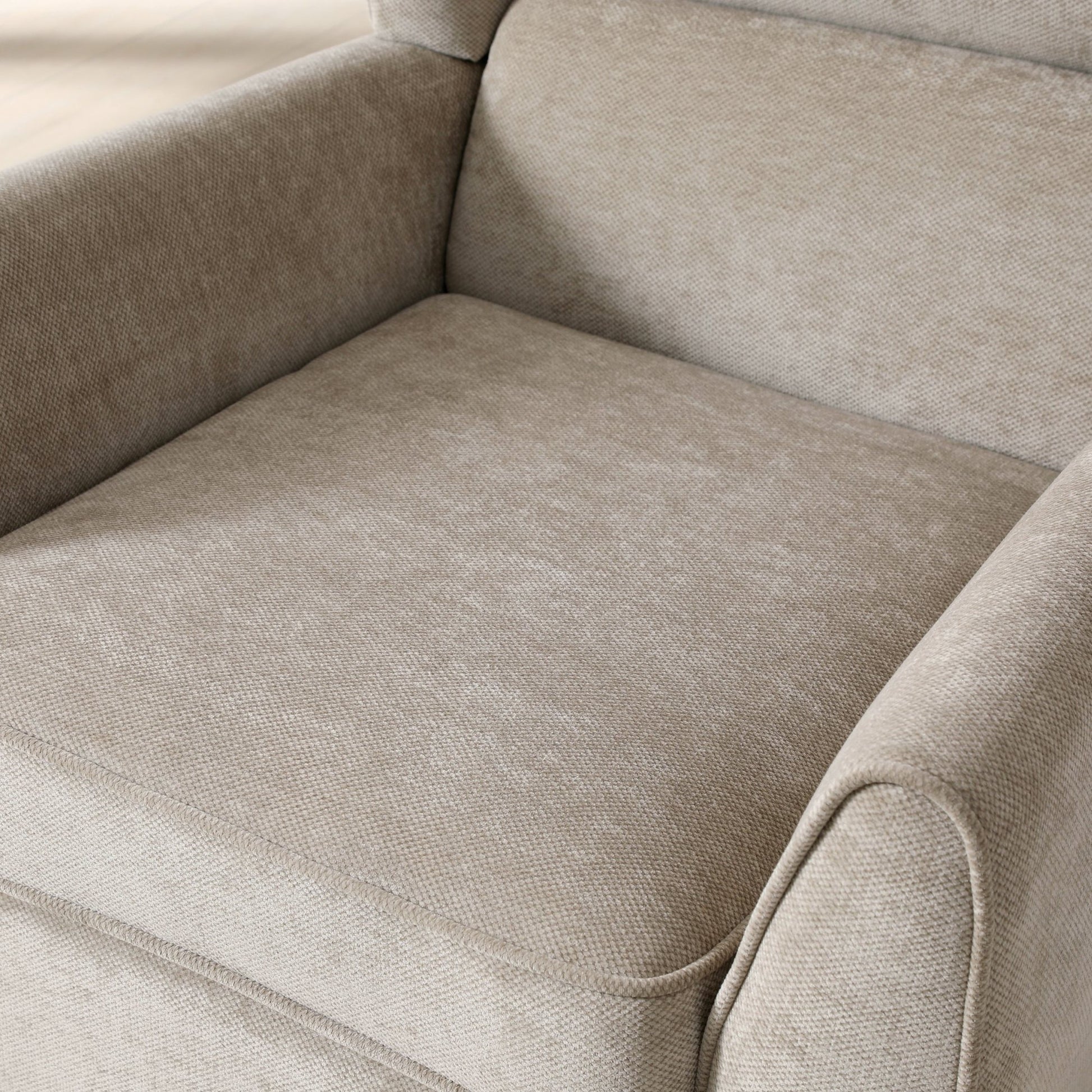 Luca Chair