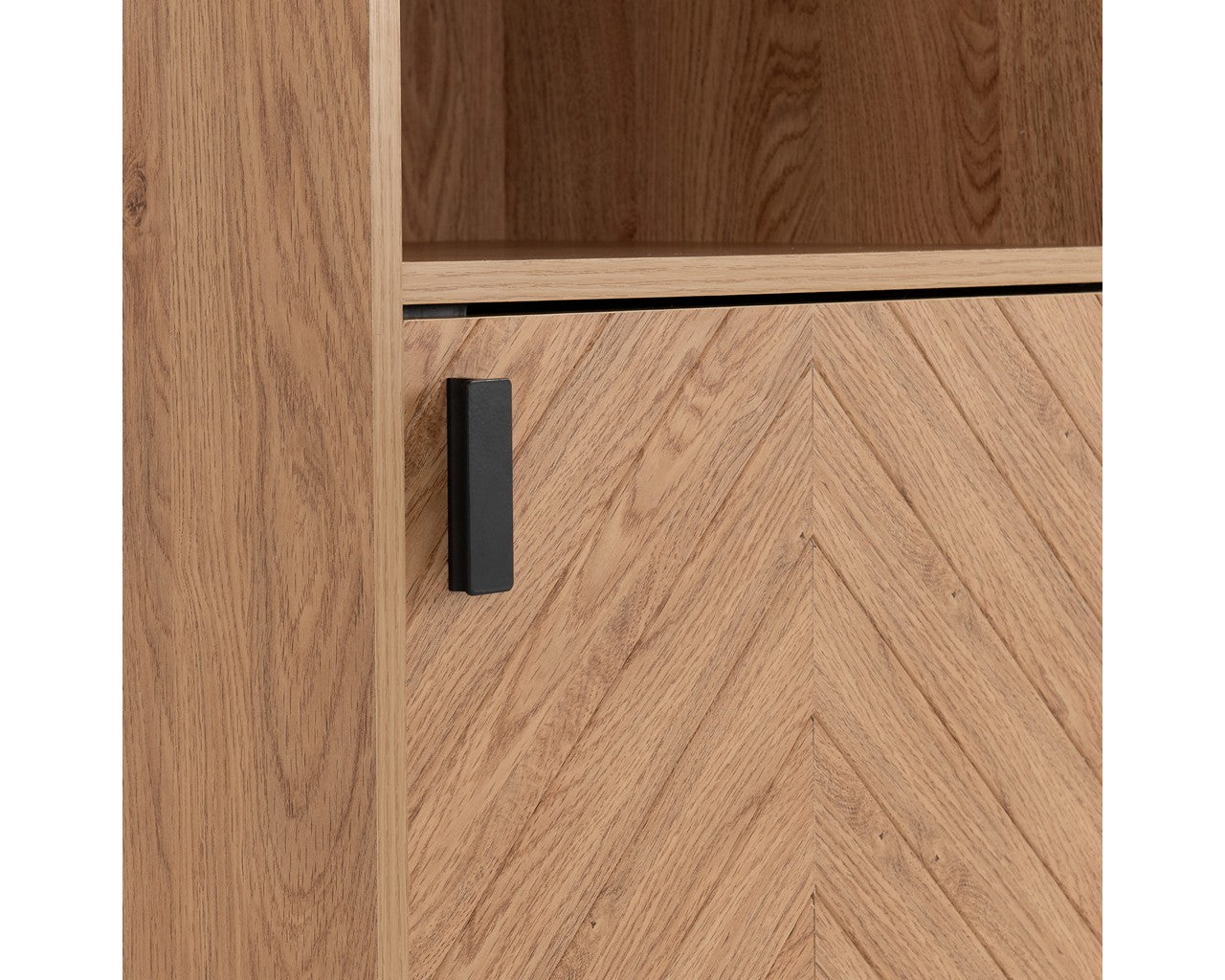 Leon Range - 1 Door 2 Shelf Cabinet