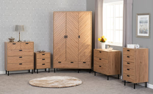 Leon 3+2 Drawer Chest - MEDIUM OAK EFFECT