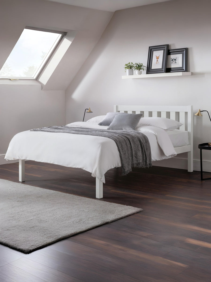 Luna 135cm Double White Bed