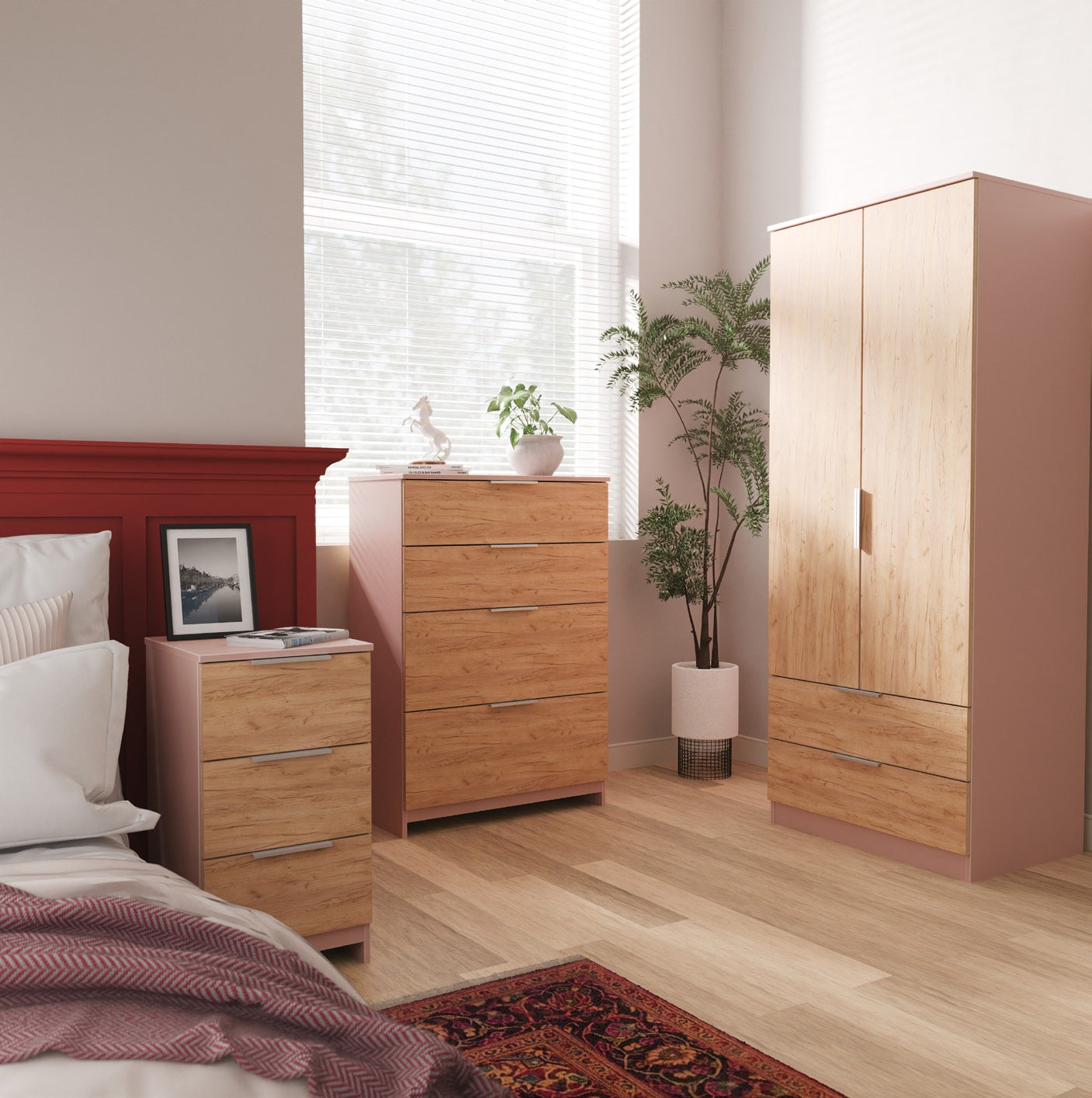 Plymouth Pack 90