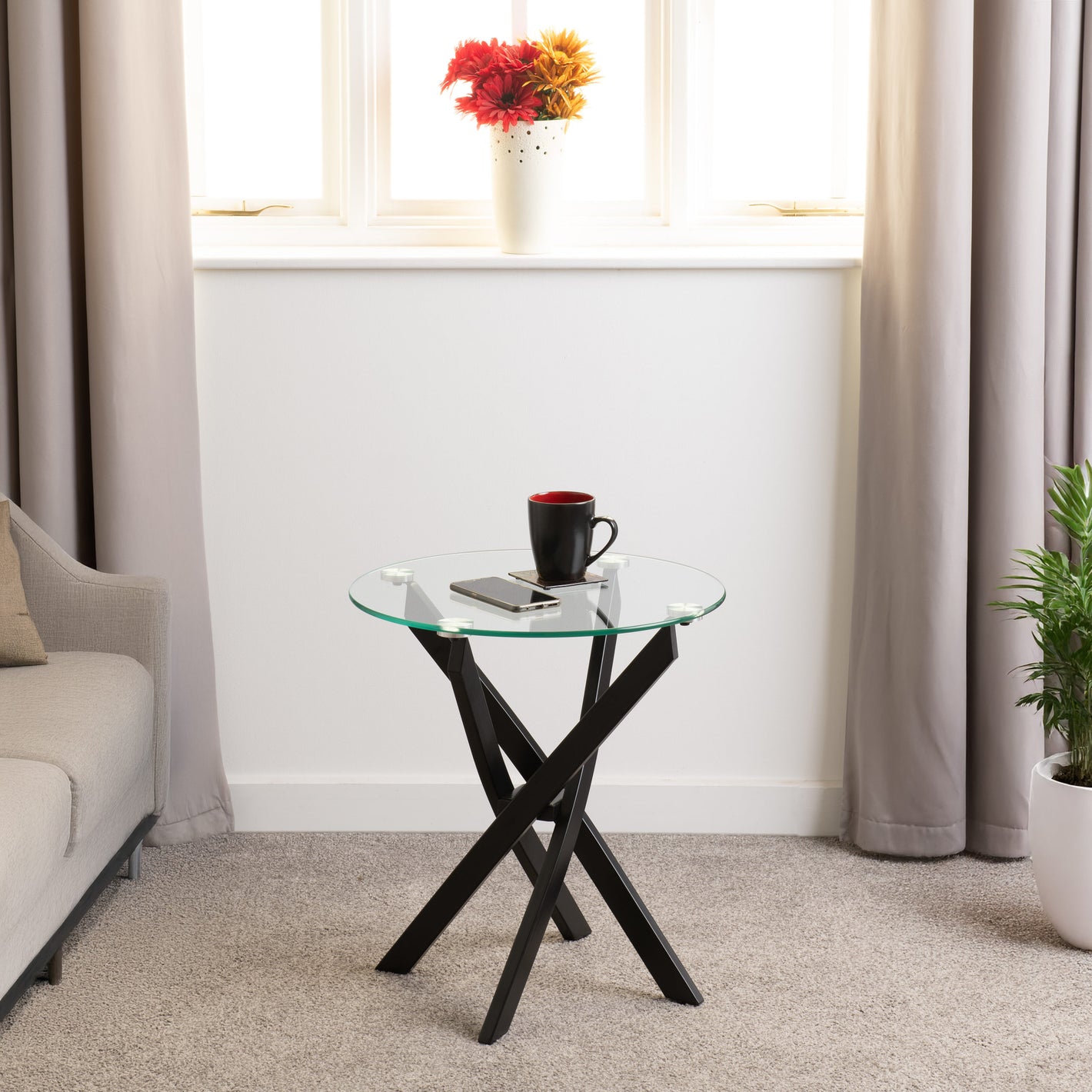 SHELDON-SIDE-TABLE-CLEAR-GLASS-BLACK-2025-300-302-066-04-scaled.jpg