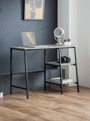 Staten Desk