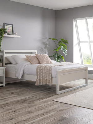 Venice 135cm White Double Bed