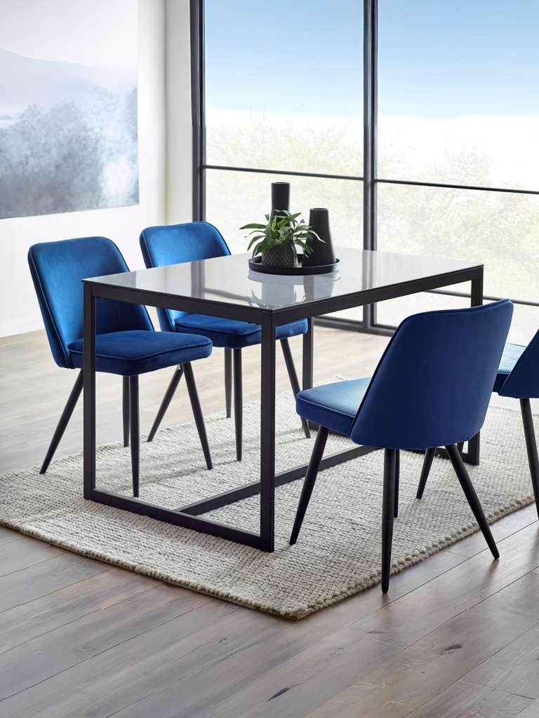 Chicago Dining Table Smoked Glass