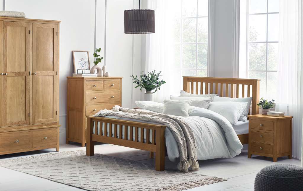 Mallory High Footend 150cm King Bed